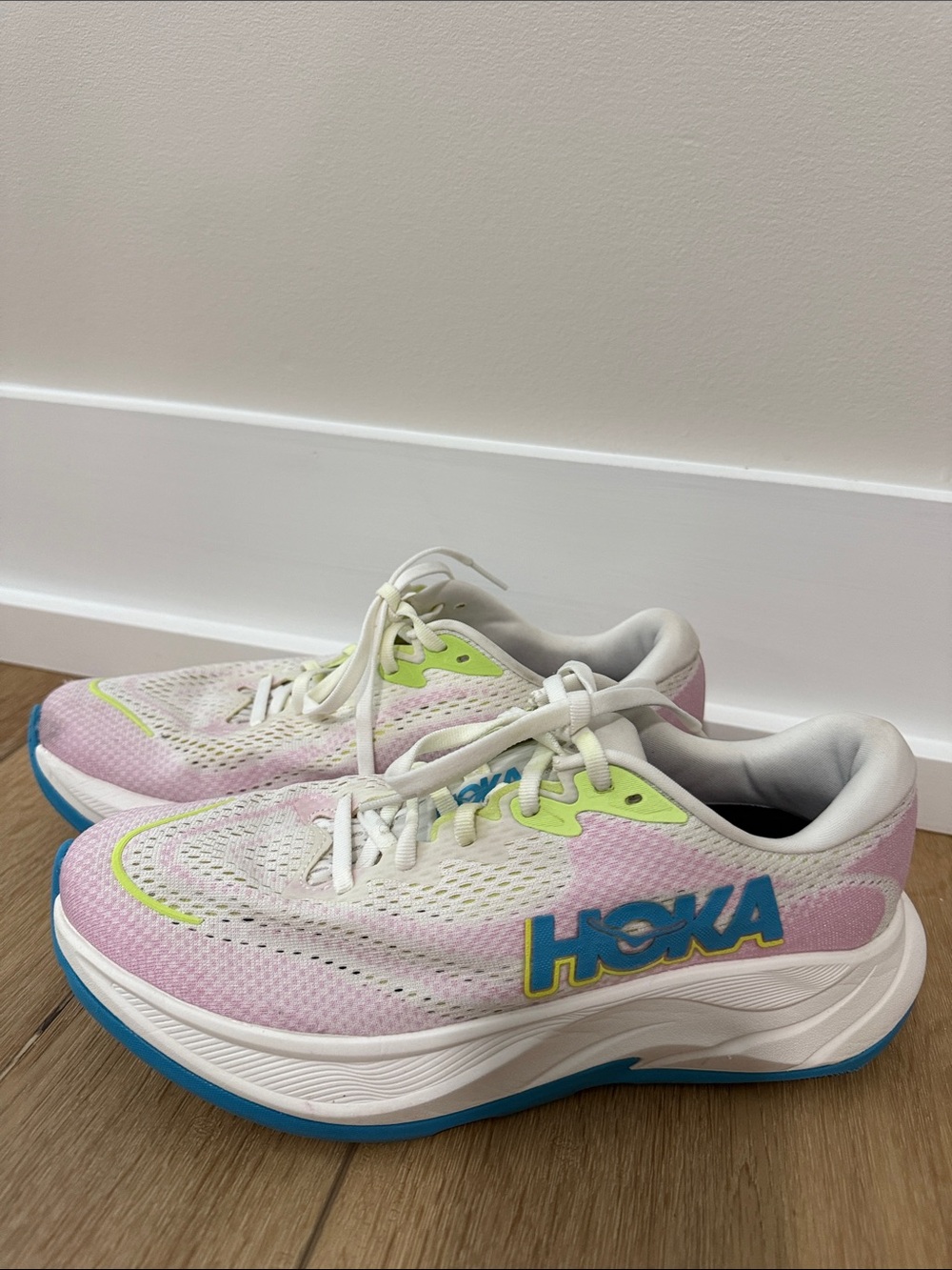 Hoka Women's Rincon 4 Running Shoe *Frost/Pink Twilight